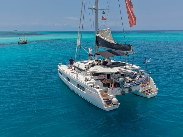 Lagoon 46 - Boatscribe.com