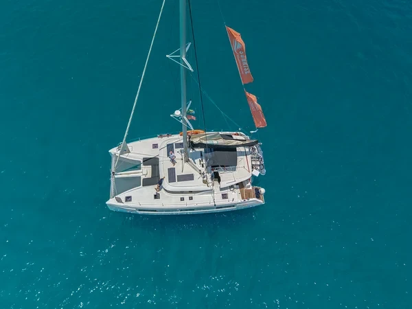 Lagoon 46 - Boatscribe.com