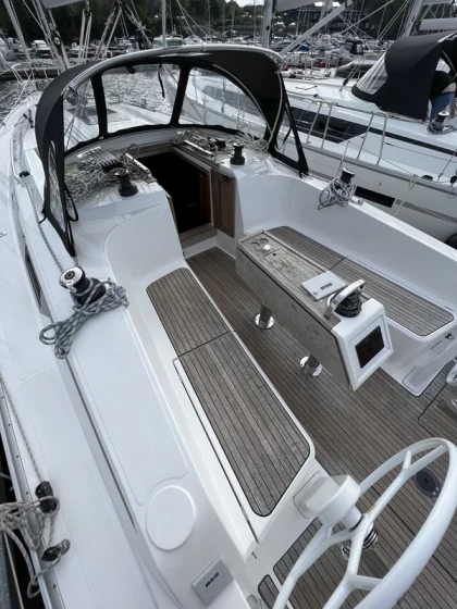 Bavaria C38 - Boatscribe.com