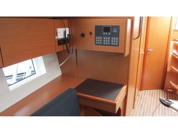 Bavaria C45 - Boatscribe.com