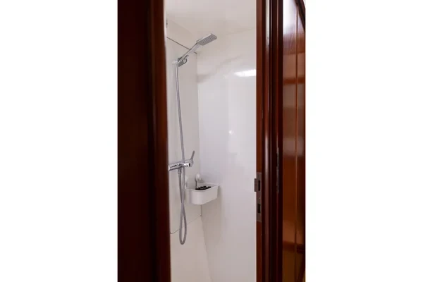 Leopard 44 - Boatscribe.com