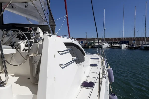 Leopard 44 - Boatscribe.com