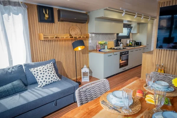 WOMA D13 - Boatscribe.com