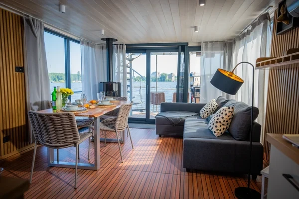 WOMA D13 - Boatscribe.com