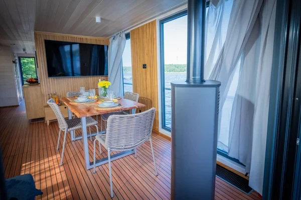 WOMA D13 - Boatscribe.com