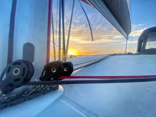 Lagoon 400 S2 - Boatscribe.com