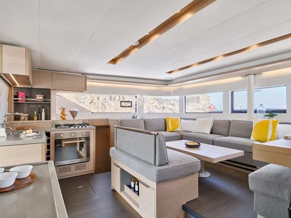 Lagoon 51 - Boatscribe.com