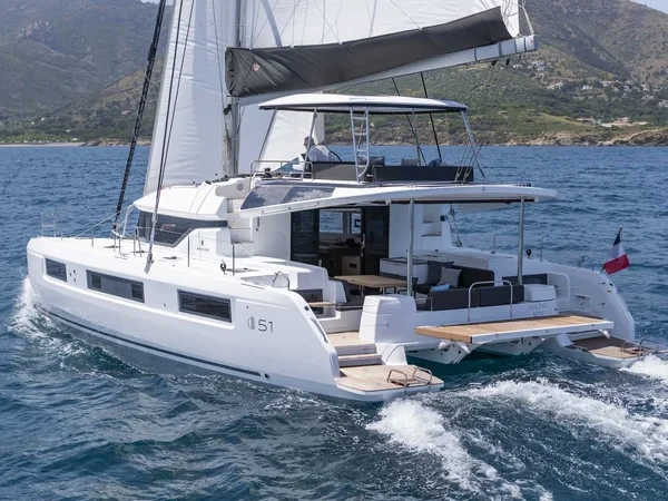 Lagoon 51 - Boatscribe.com