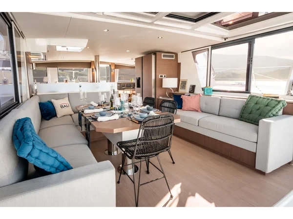 Bali 4.6 - Boatscribe.com