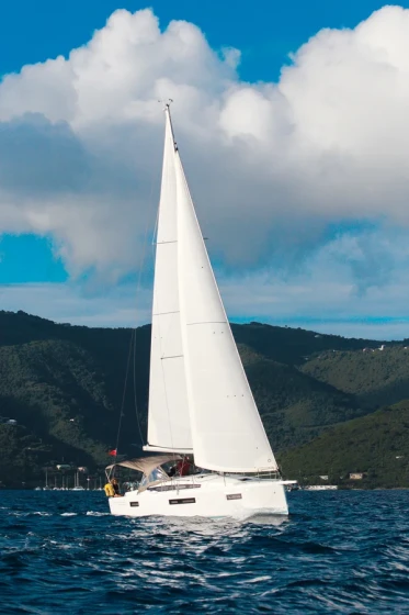 Sun Odyssey 410 - Boatscribe.com