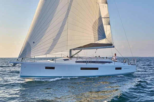 Sun Odyssey 410 - Boatscribe.com