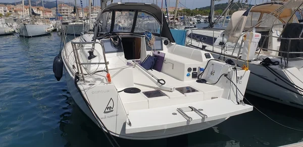 Dufour 32 - Boatscribe.com