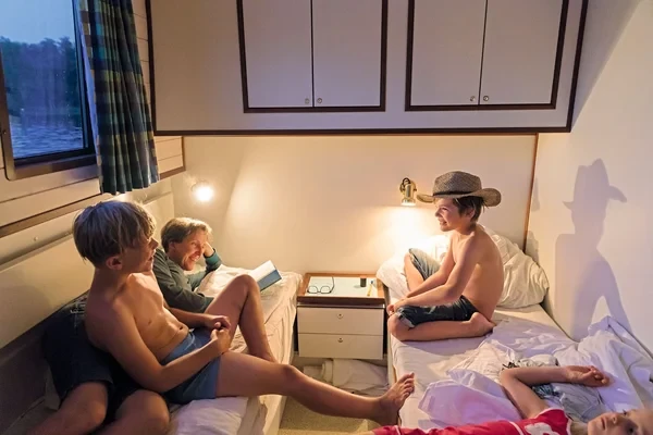 Kormoran 1280 - Boatscribe.com