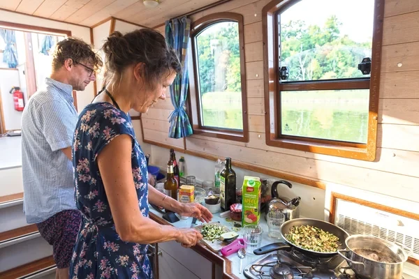 Kormoran 1280 - Boatscribe.com