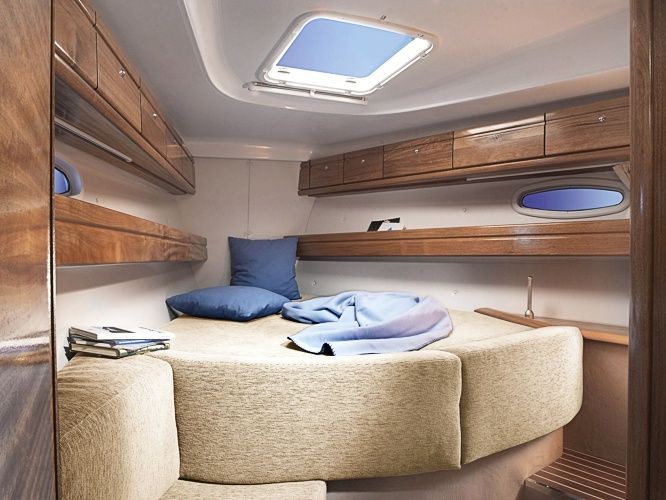 Bavaria 39 Cruiser - Boatscribe.com