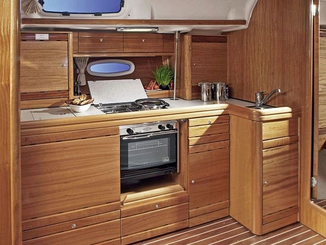 Bavaria 39 Cruiser - Boatscribe.com