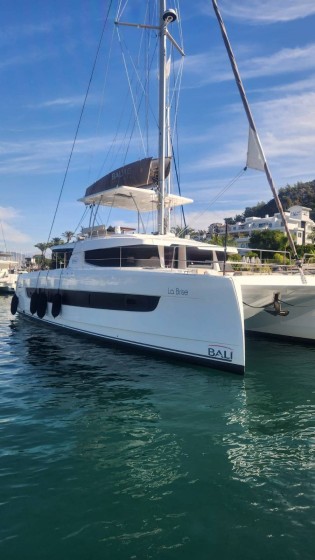 Bali 4.6 - Boatscribe.com