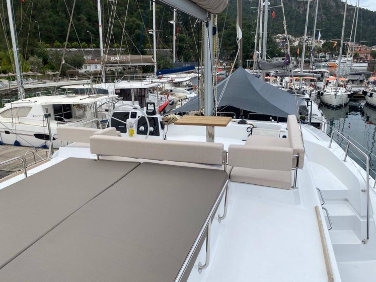Bali 4.6 - Boatscribe.com