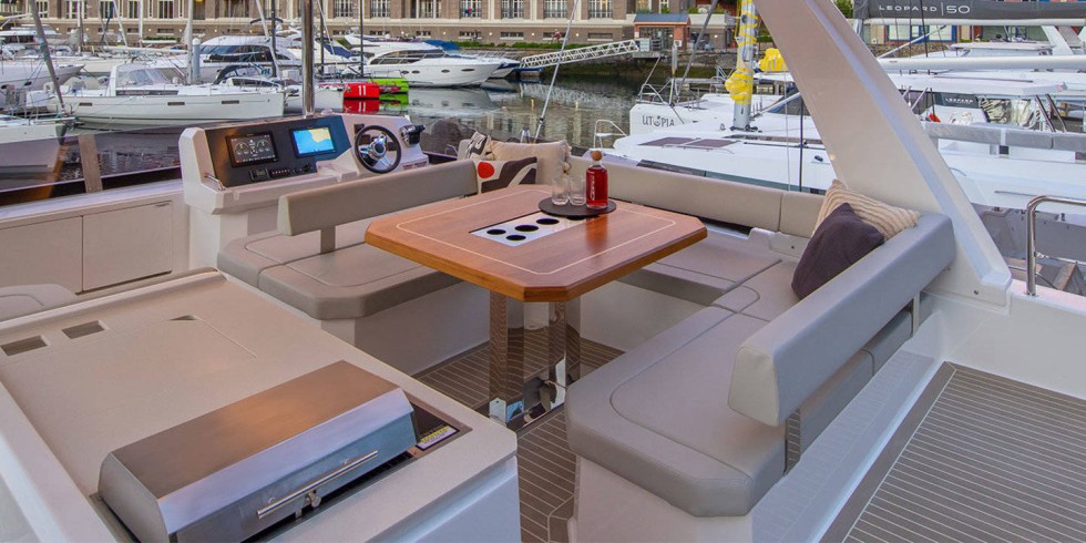 Leopard 40 PC - Boatscribe.com
