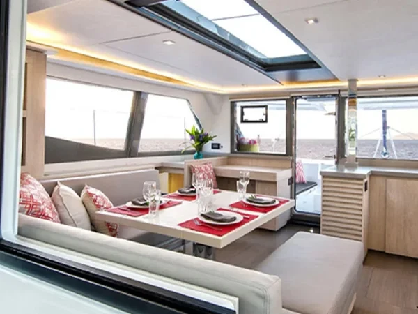 Leopard 45 - Boatscribe.com