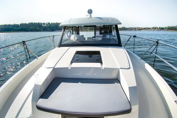 Balt 918 Titanium - Boatscribe.com