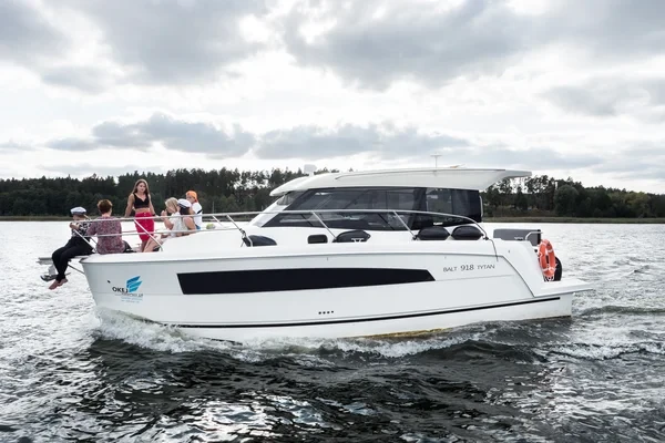 Balt 918 Titanium - Boatscribe.com