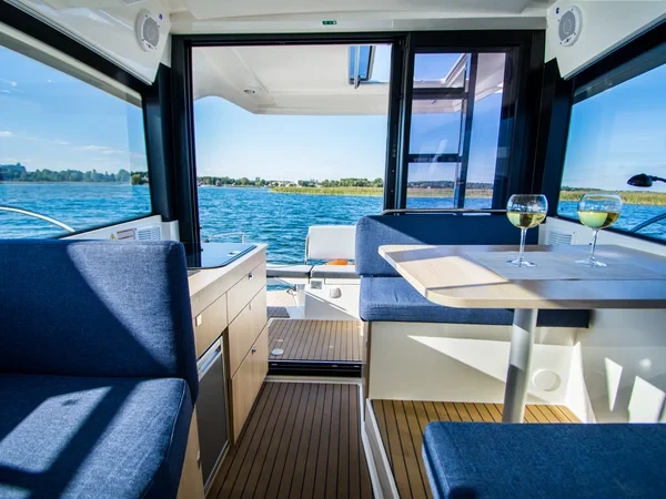 Balt 1018 - Boatscribe.com