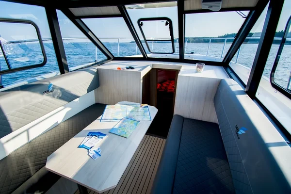 Futura 40 Grand Horizon - Boatscribe.com