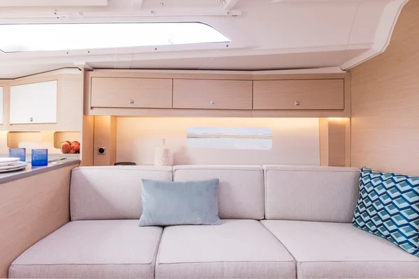 Dufour 37 - Boatscribe.com