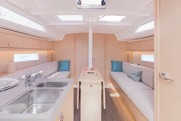 Dufour 37 - Boatscribe.com