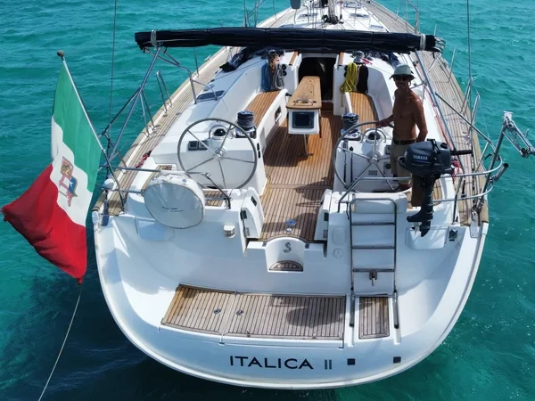Oceanis 523 - Boatscribe.com
