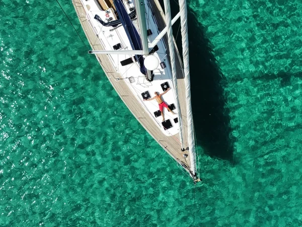 Oceanis 523 - Boatscribe.com