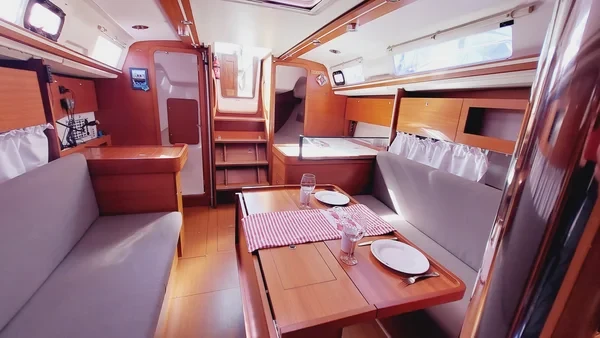 Dufour 335 GL - Boatscribe.com
