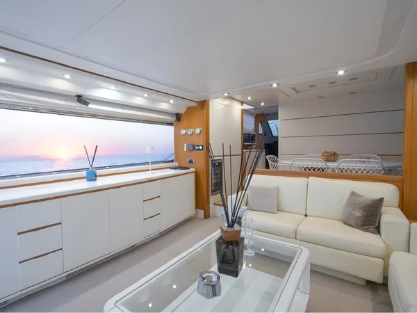 San Lorenzo 72 - Boatscribe.com