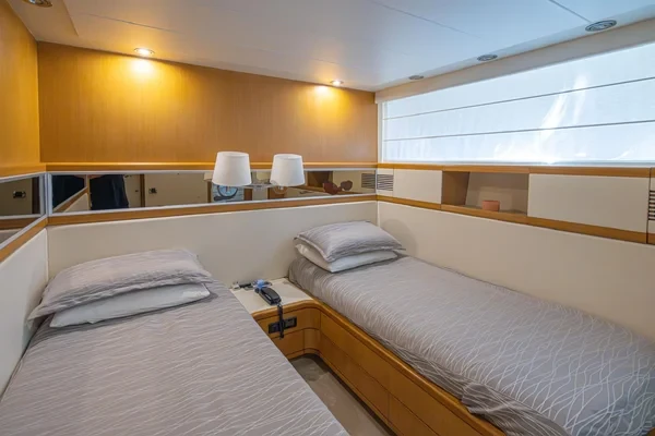 San Lorenzo 72 - Boatscribe.com