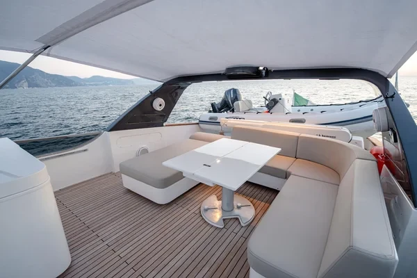 San Lorenzo 72 - Boatscribe.com