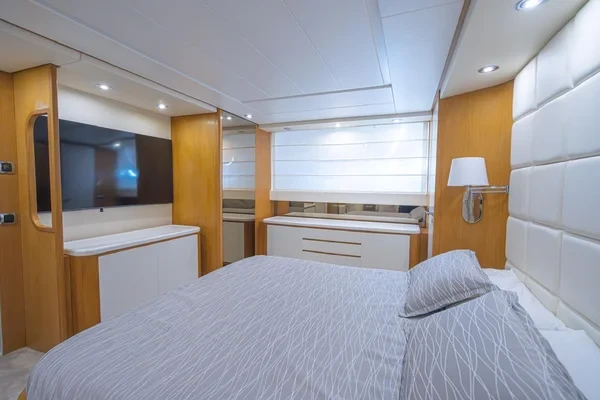 San Lorenzo 72 - Boatscribe.com