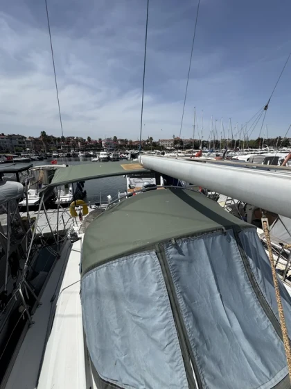 Oceanis 40 - Boatscribe.com