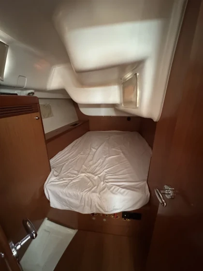 Oceanis 40 - Boatscribe.com