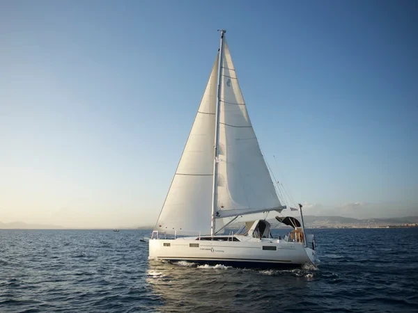 Oceanis 41.1 - Boatscribe.com