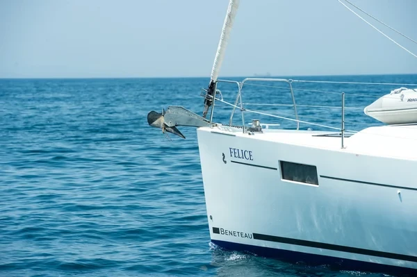 Oceanis 41.1 - Boatscribe.com