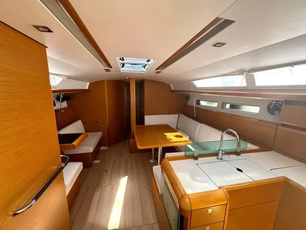 Sun Odyssey 449 - Boatscribe.com