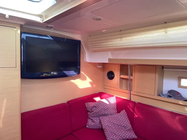 Elan 450 - Boatscribe.com