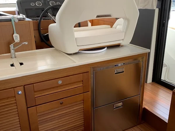 Swift Trawler 47 - Boatscribe.com