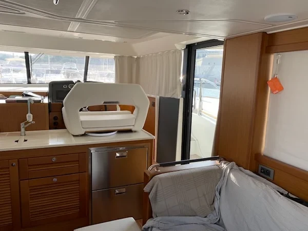 Swift Trawler 47 - Boatscribe.com