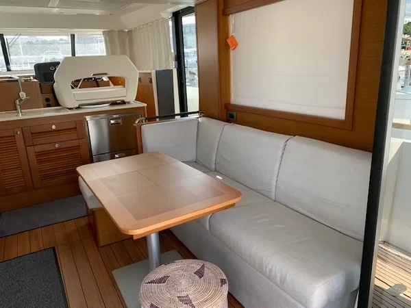 Swift Trawler 47 - Boatscribe.com