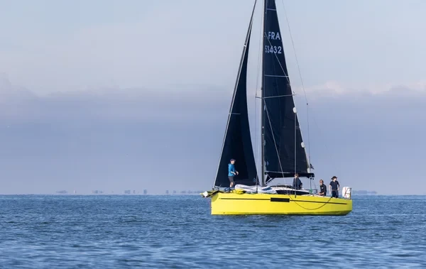 RM 890 - Boatscribe.com