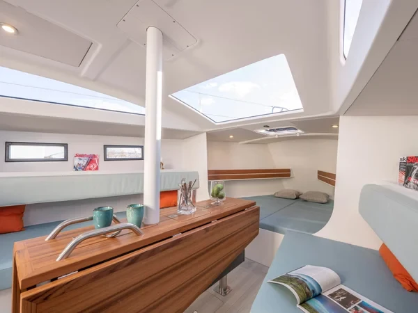 RM 890 - Boatscribe.com