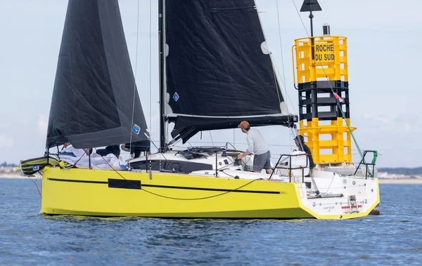 RM 890 - Boatscribe.com