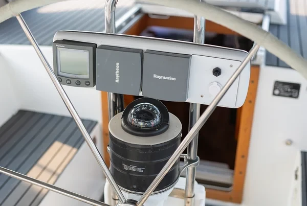 Dolphin 50 - Boatscribe.com